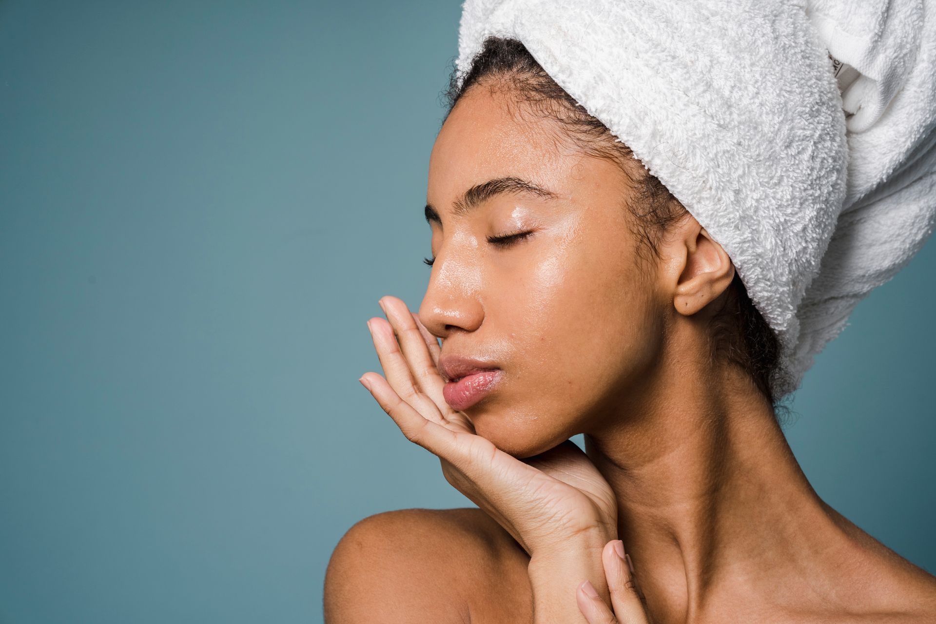 Glow-boosting serums
