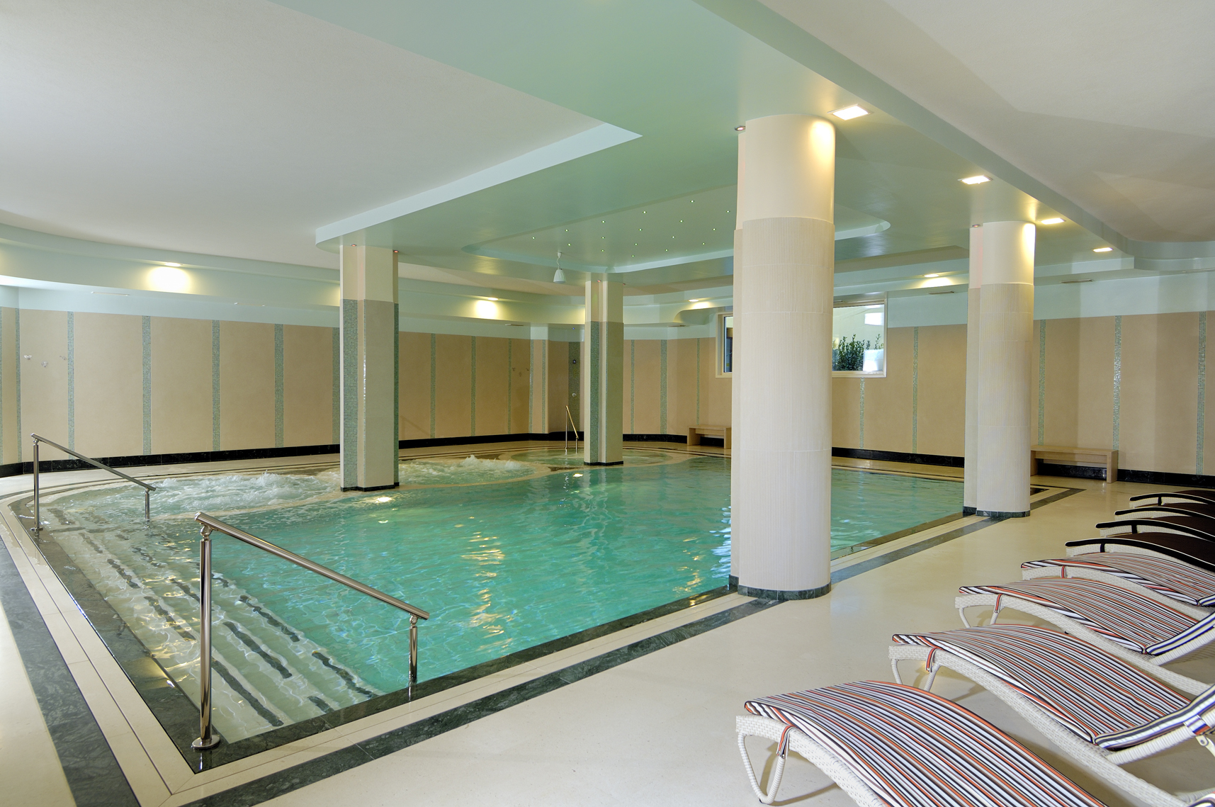 Piscina riscaldata Afrodite SPA