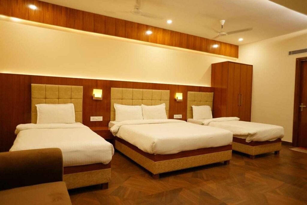 Deluxe Premium - 03 Bed