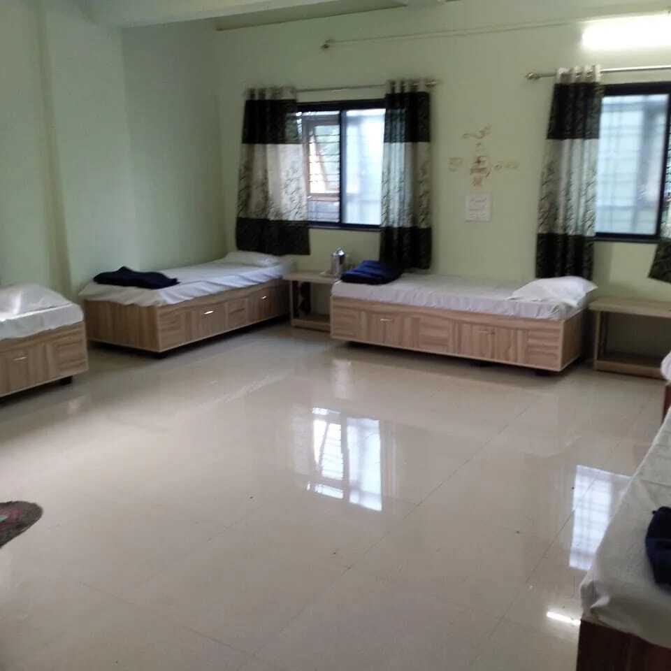 Royal Premium - 04 Bed
