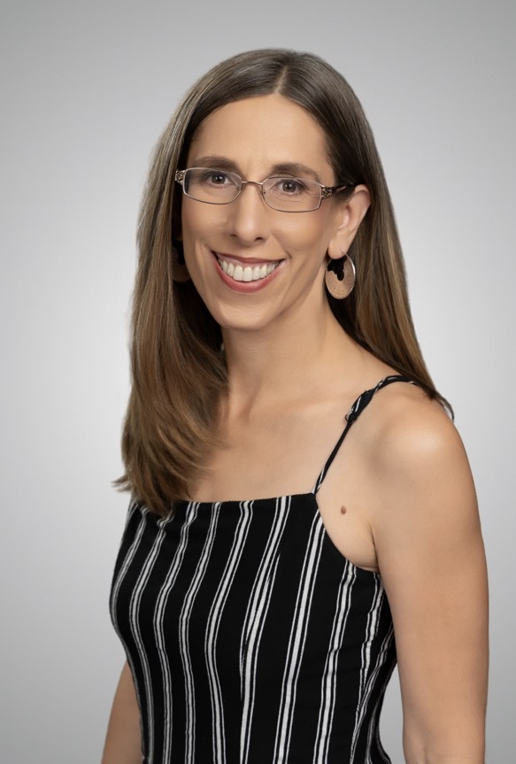 Ellen Lubensky - Professional Headshot with Arms Crossed