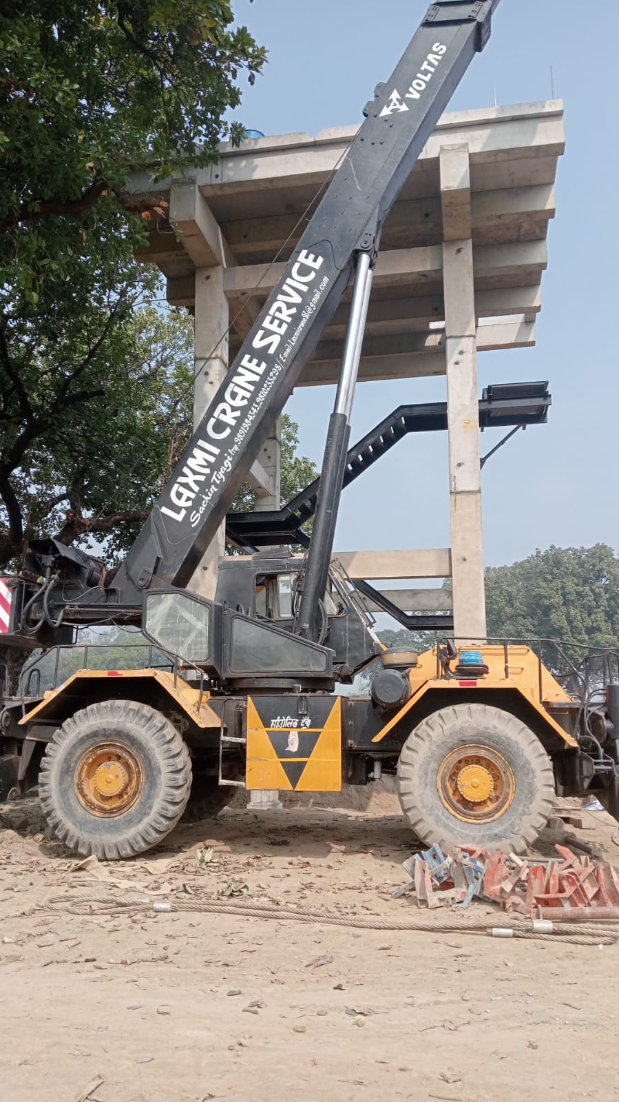 Voltas Pick & Carry (Hydra)