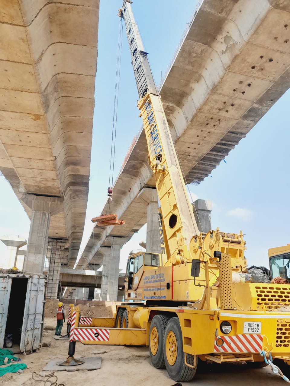 Metro Viaduct Lifts — Grove