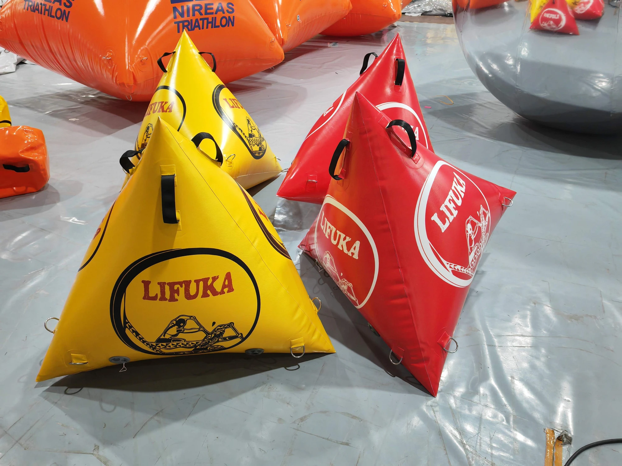 Bouées de marquage — Course de va'a Lifuka